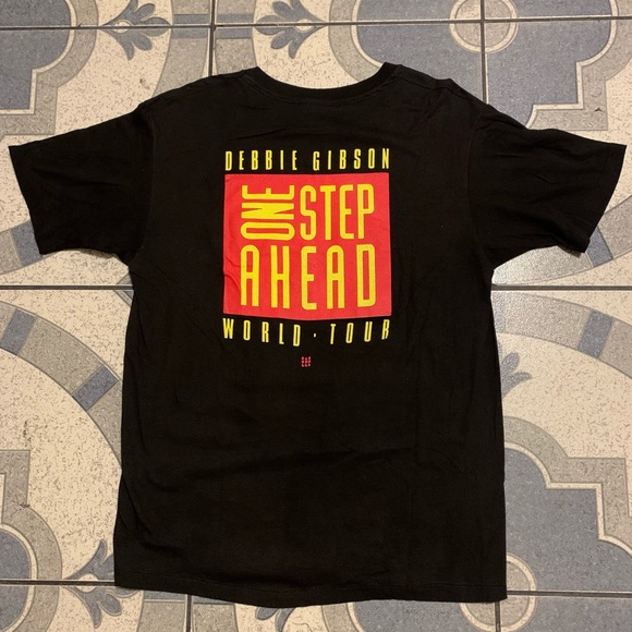 Vintage ‘91 Debbie Gibson One Step Ahead Tour Tee - Picture 8 of 10